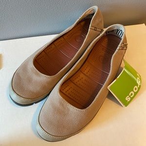 New Crocs Women's Stretch Sole Flat